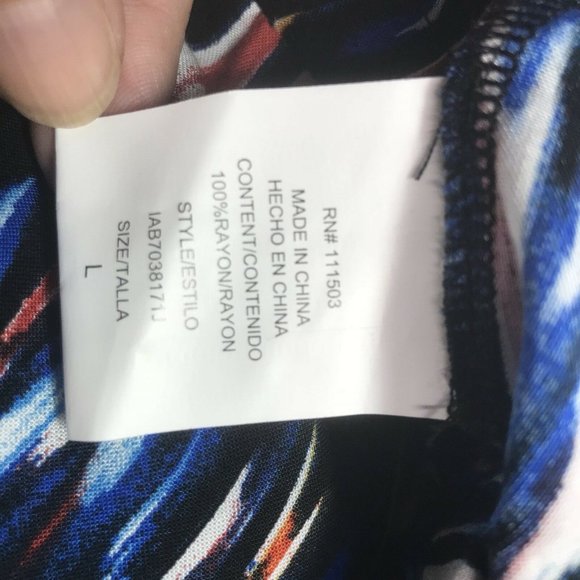 June & Hudson Shorts Size Large Graphic Print - Picture 7 of 8